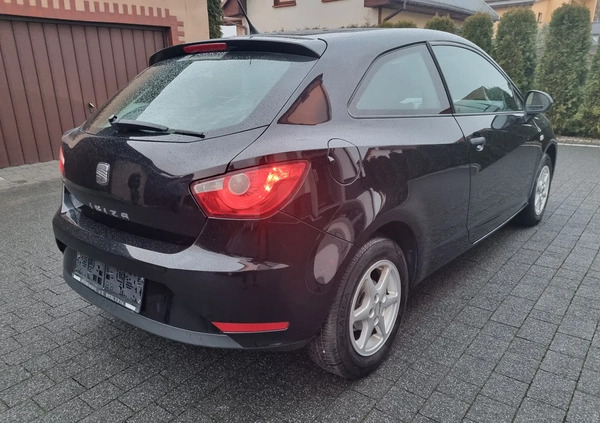 Seat Ibiza cena 17900 przebieg: 137000, rok produkcji 2012 z Wałcz małe 407